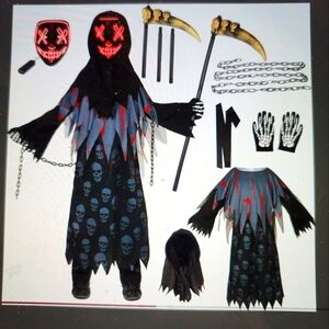 NWOT Grim Reaper Boys light up mask and accessories large costume
